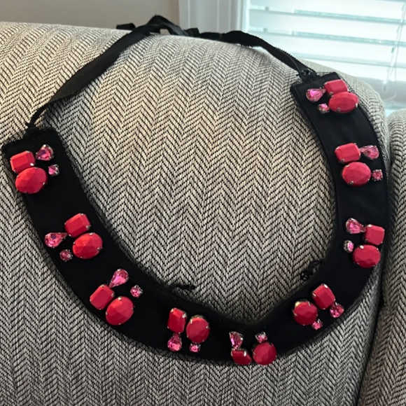 White House Black Market top - Picture 3 of 8